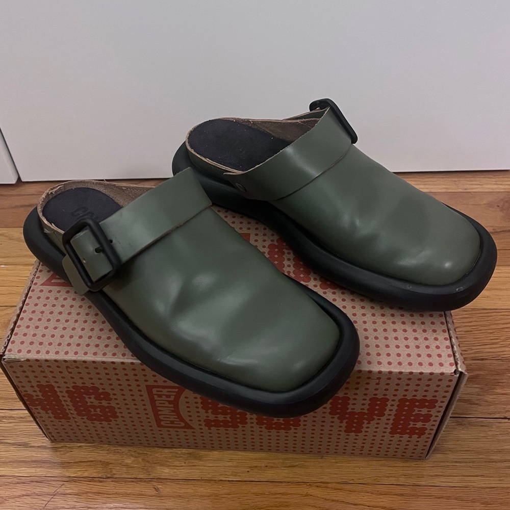 Camper Onda Olive Green Slip-On Clog size 37